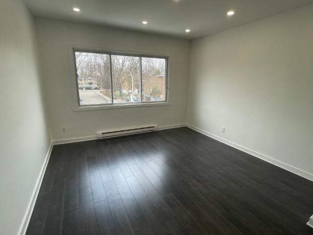 Apartment for rent in St. Leonard's, Quebec