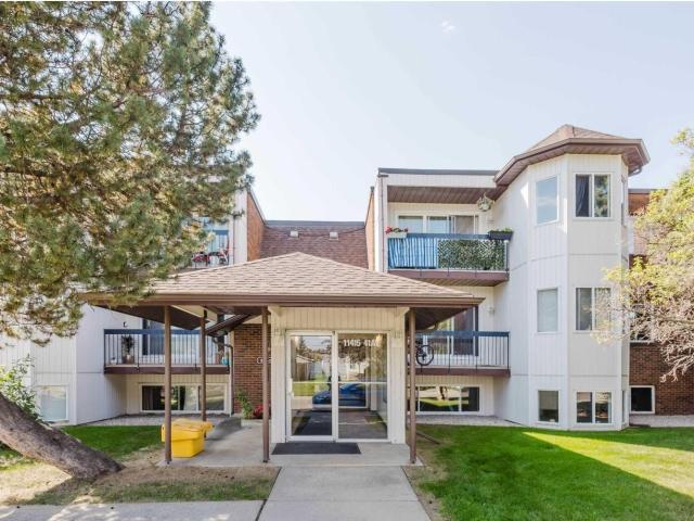 Apartment for sale in Wedgewood, Alberta