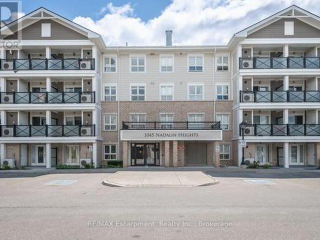 Condo for sale in Milton, Ontario