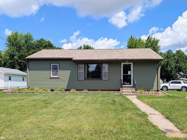 House for sale in Dakota City, Iowa