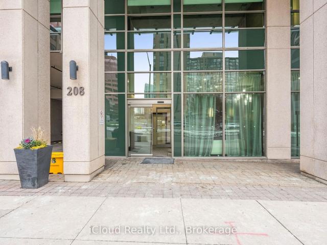Condo for sale in Toronto, Golden Horseshoe