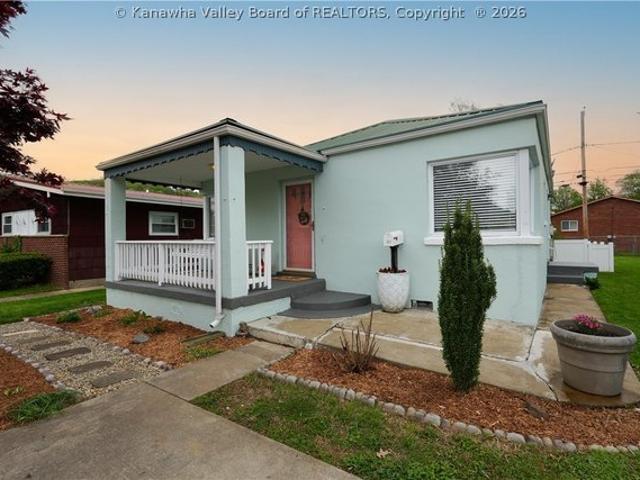 House for sale in Dunbar, West Virginia