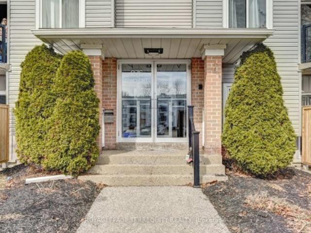 Condo for sale in Waterloo, Ontario