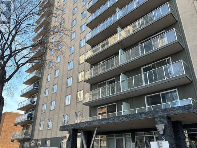 House for sale in Saskatoon, Saskatchewan