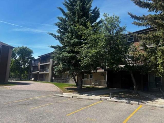 Condo for sale in Lethbridge, Alberta
