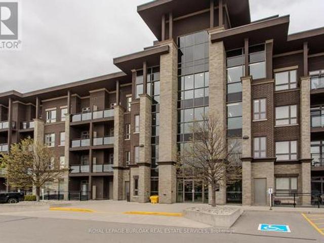 Condo for sale in Burlington, Ontario