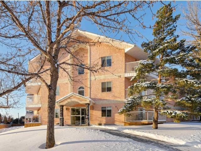 Apartment for sale in Wedgewood, Alberta