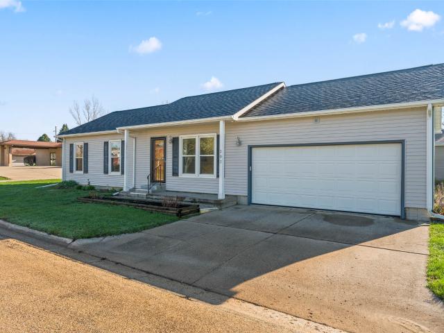 House for sale in State Center, Iowa