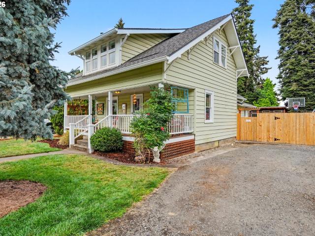 House for sale in Silverton, Marion County