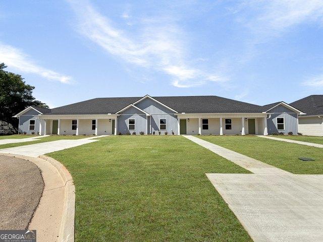 Townhouse for sale in Kathleen, Georgia