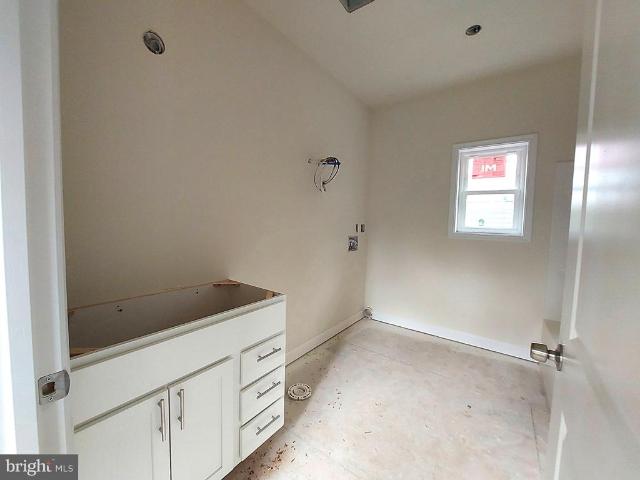 House for sale in Orange, Orange County