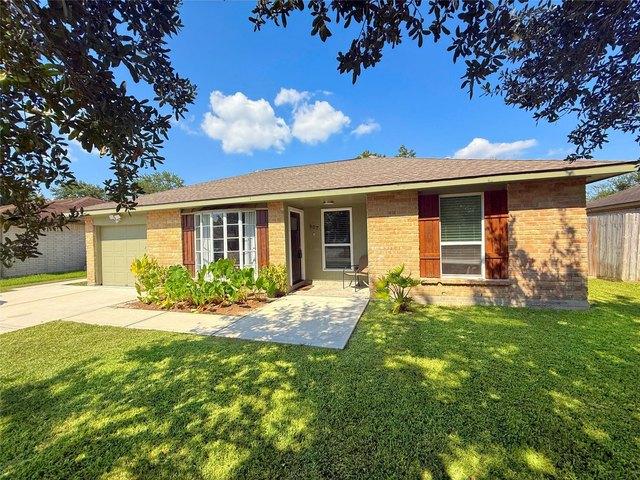 House for sale in Friendswood, Texas