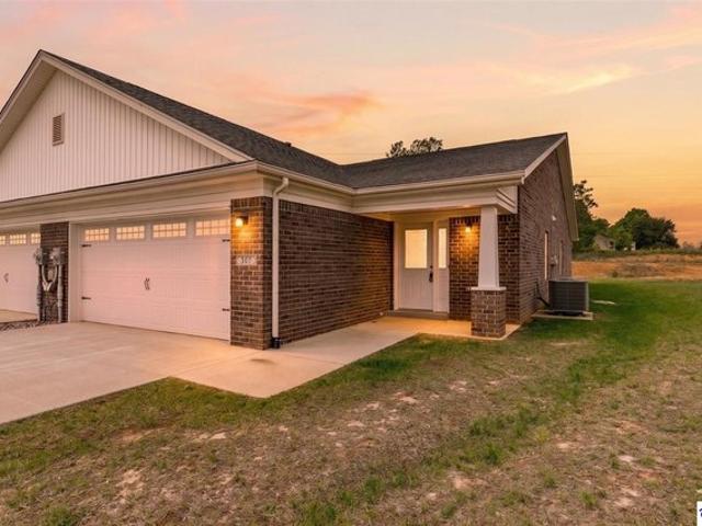 House for sale in Vine Grove, Kentucky