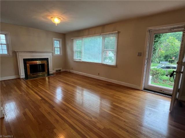 House for sale in Pfafftown, North Carolina