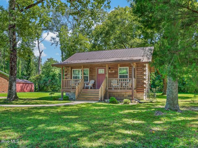 House for sale in New Bern, North Carolina