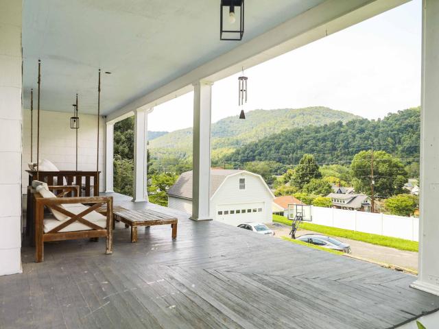 House for sale in Pineville, Kentucky