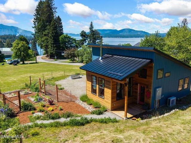 House for sale in Hope, Idaho