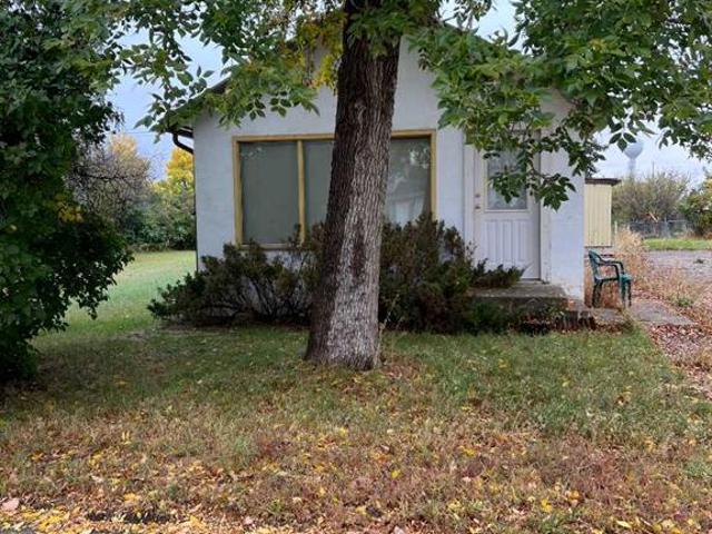 House for sale in Coutts, Alberta