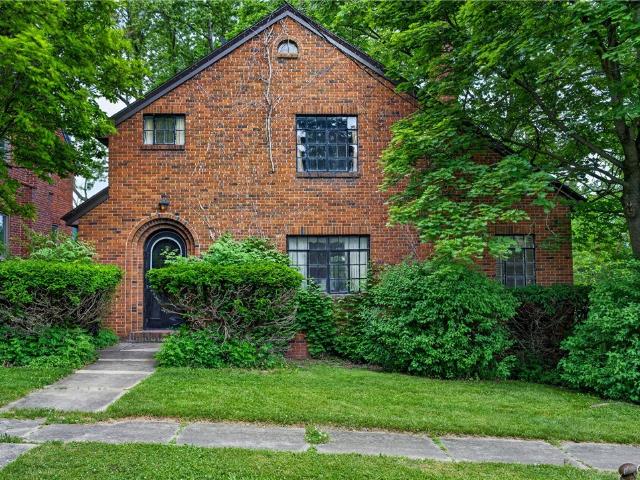 House for sale in Syracuse, New York