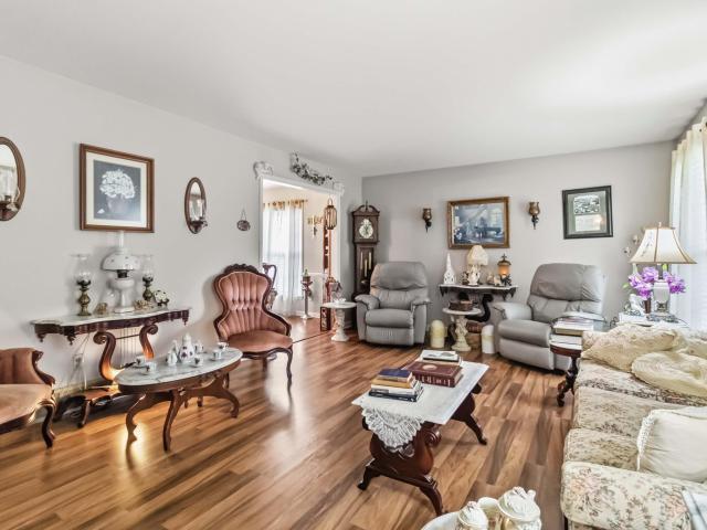 House for sale in Mount Washington, Kentucky