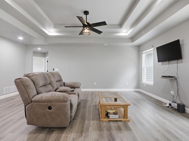 House for sale in Holts Summit, Callaway County