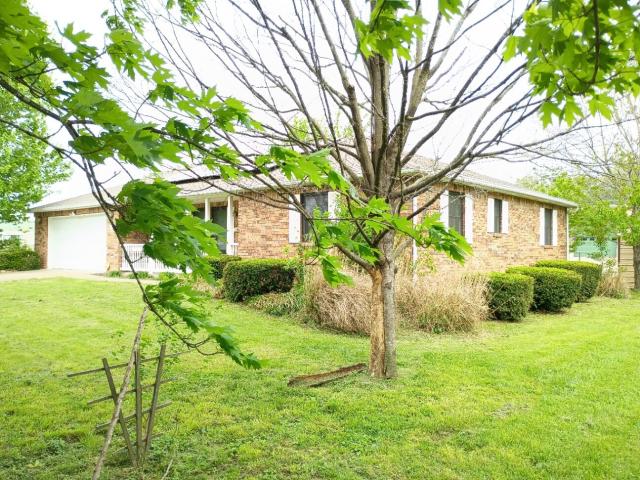 House for sale in Pierce City, Missouri