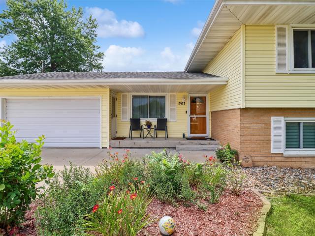 House for sale in Pleasantville, Iowa