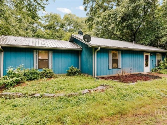 House for sale in Carlton, Georgia