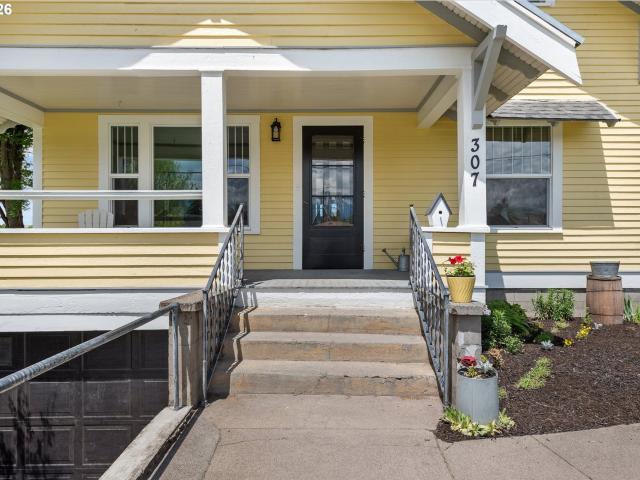 House for sale in Oregonia