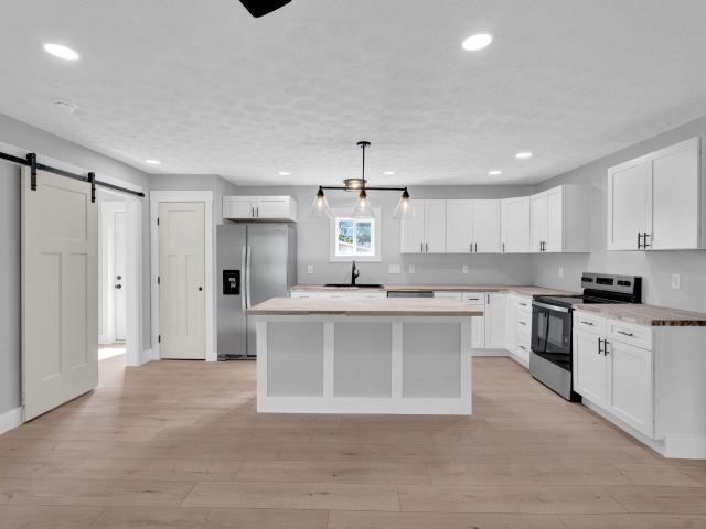 House for sale in Bedford, Indiana