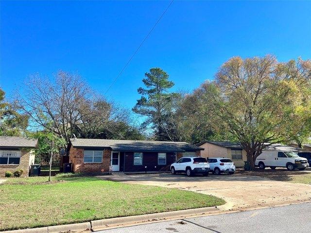 House for sale in Arlington, Texas