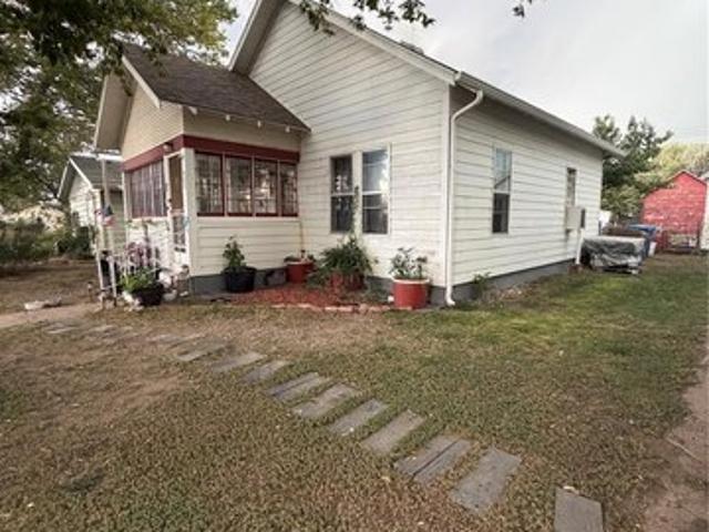 House for sale in Arriba, Lincoln County