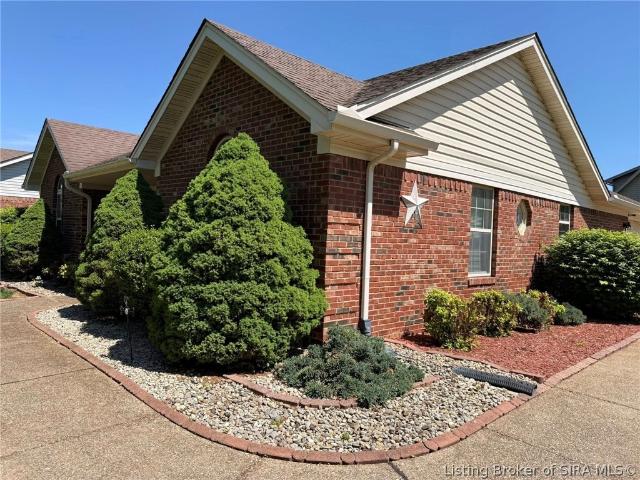 House for sale in Scottsburg, Indiana