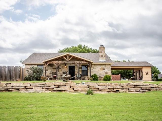 House for sale in Albany, Texas