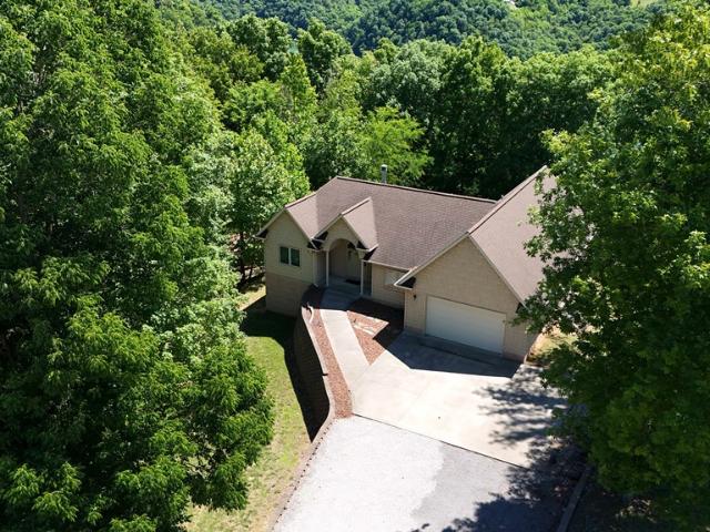 House for sale in Albany, Kentucky