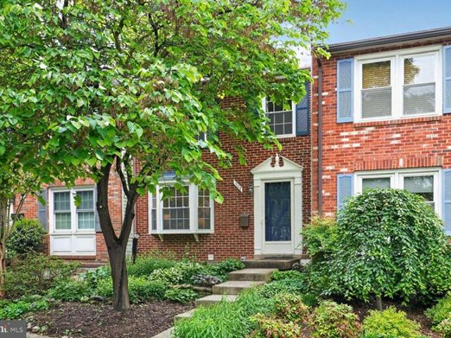 Townhouse for sale in Virginia