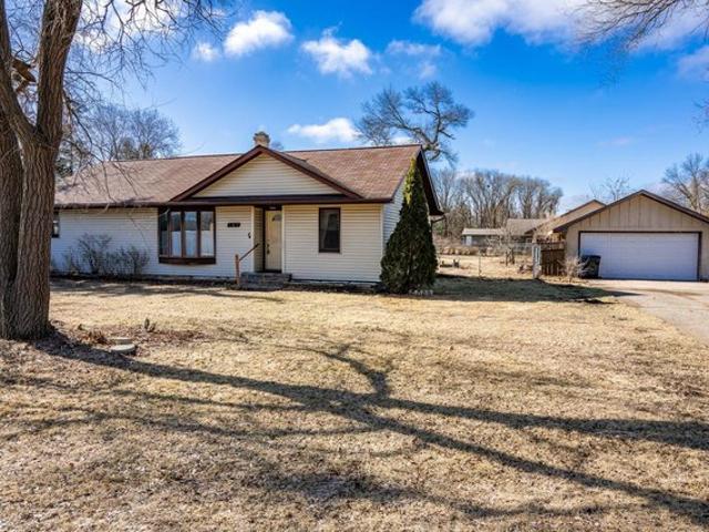 House for sale in Juneau, Wisconsin