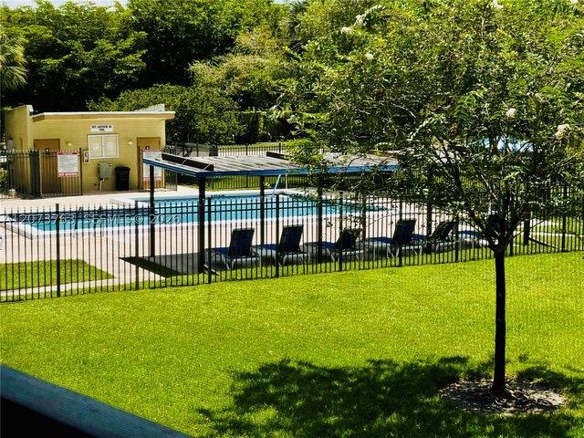 Condo for sale in Weston, Florida