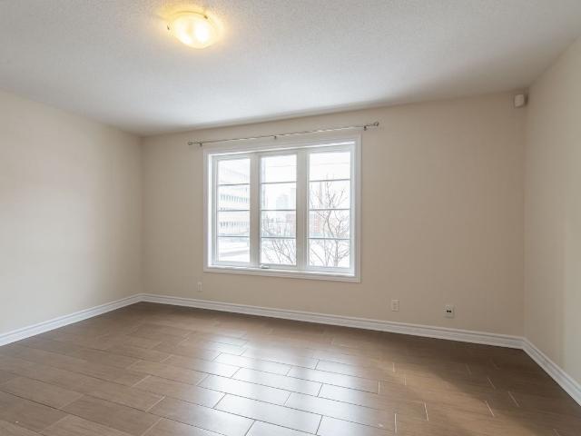 Apartment for rent in Mulhurst Bay, Ontario