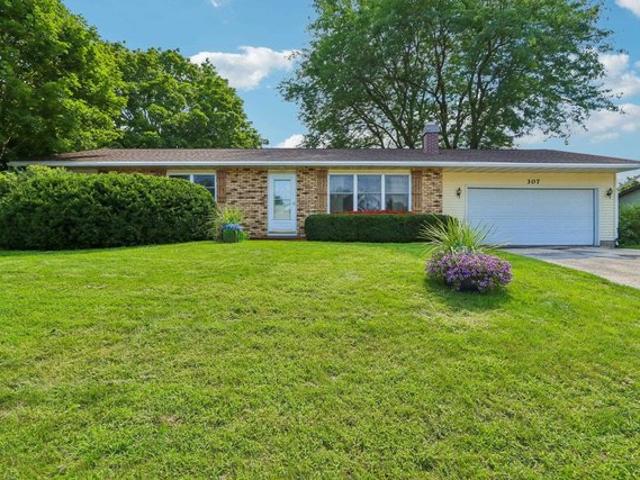 House for sale in Deerfield, Wisconsin