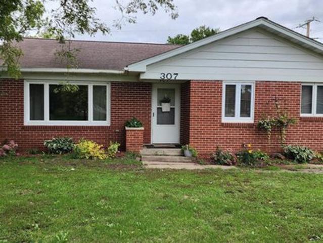 House for sale in Cochrane, Buffalo County