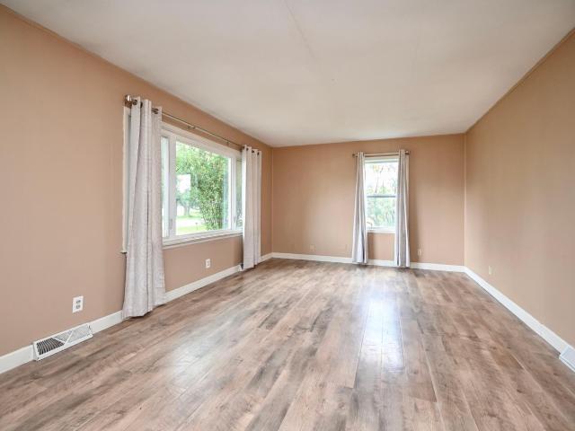 House for sale in Cochrane, Buffalo County