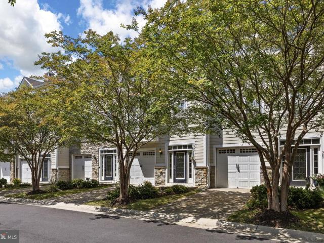 Townhouse for sale in Virginia