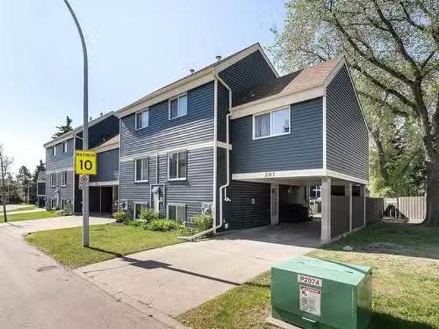Condo for sale in Wedgewood, Alberta