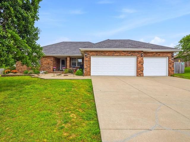 House for sale in Nixa, Missouri