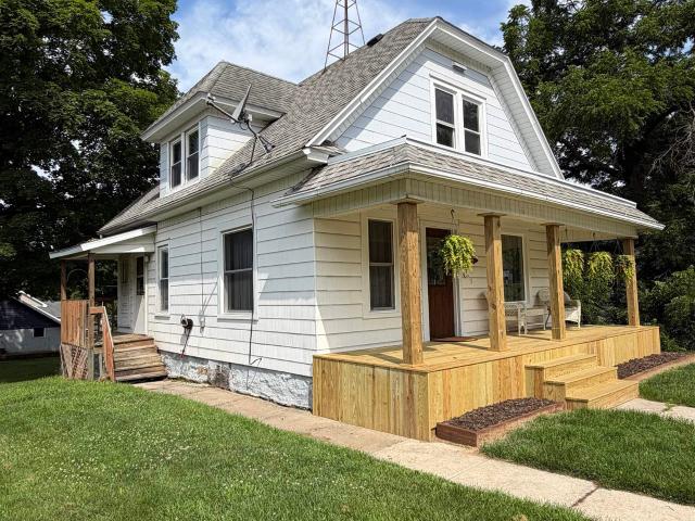 House for sale in Juneau, Wisconsin