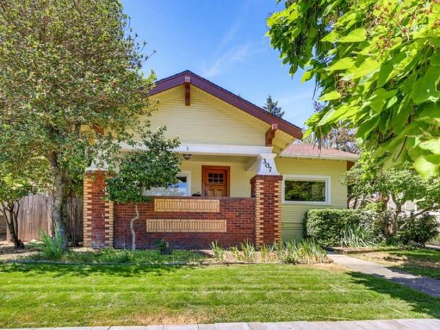 House for sale in Oregonia