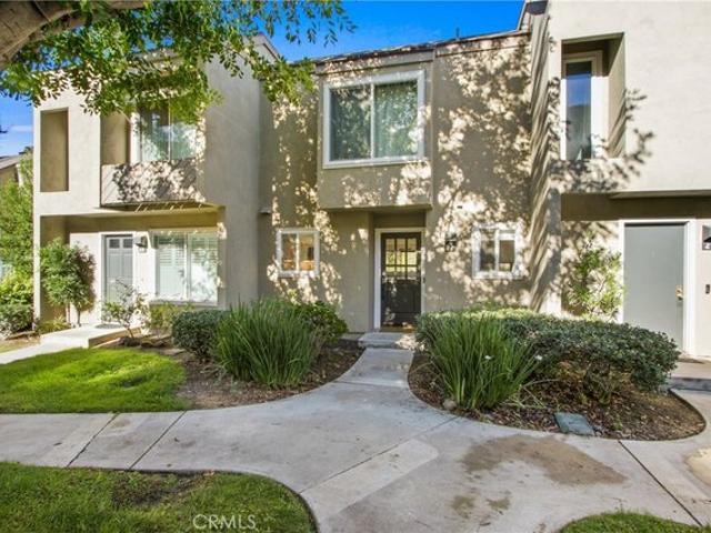 Townhouse for sale in Orange, California