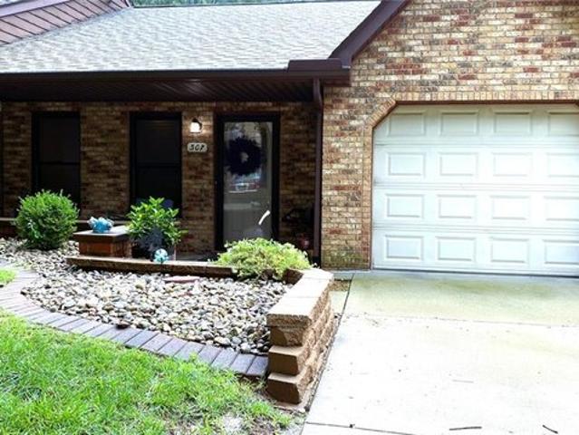 Condo for sale in Collinsville, Illinois