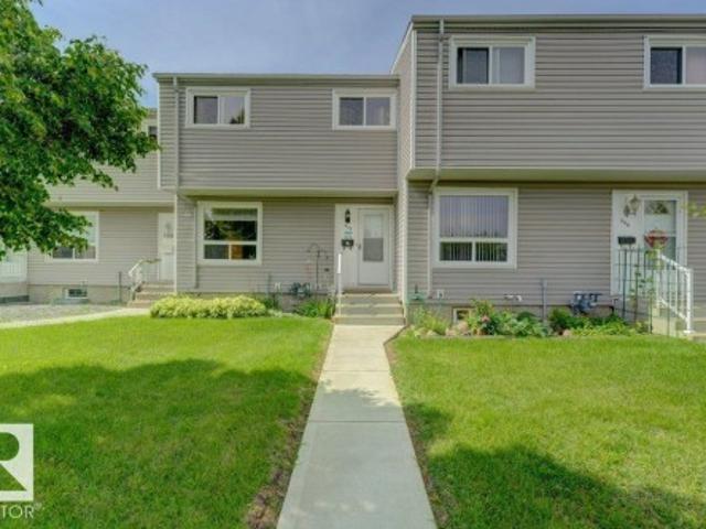 Townhouse for sale in Wedgewood, Alberta